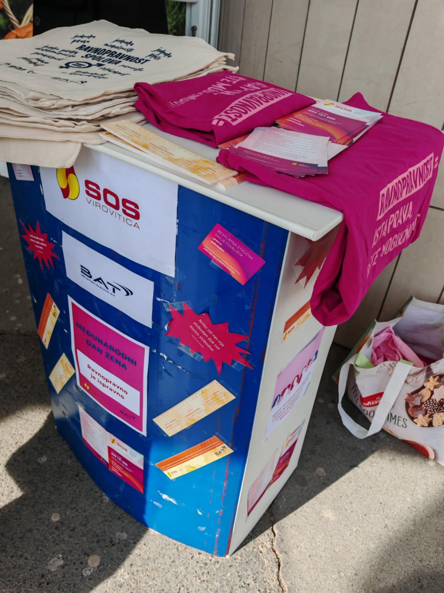 598744a0-e6f4-4a41-8bc6-bc91ff59710d