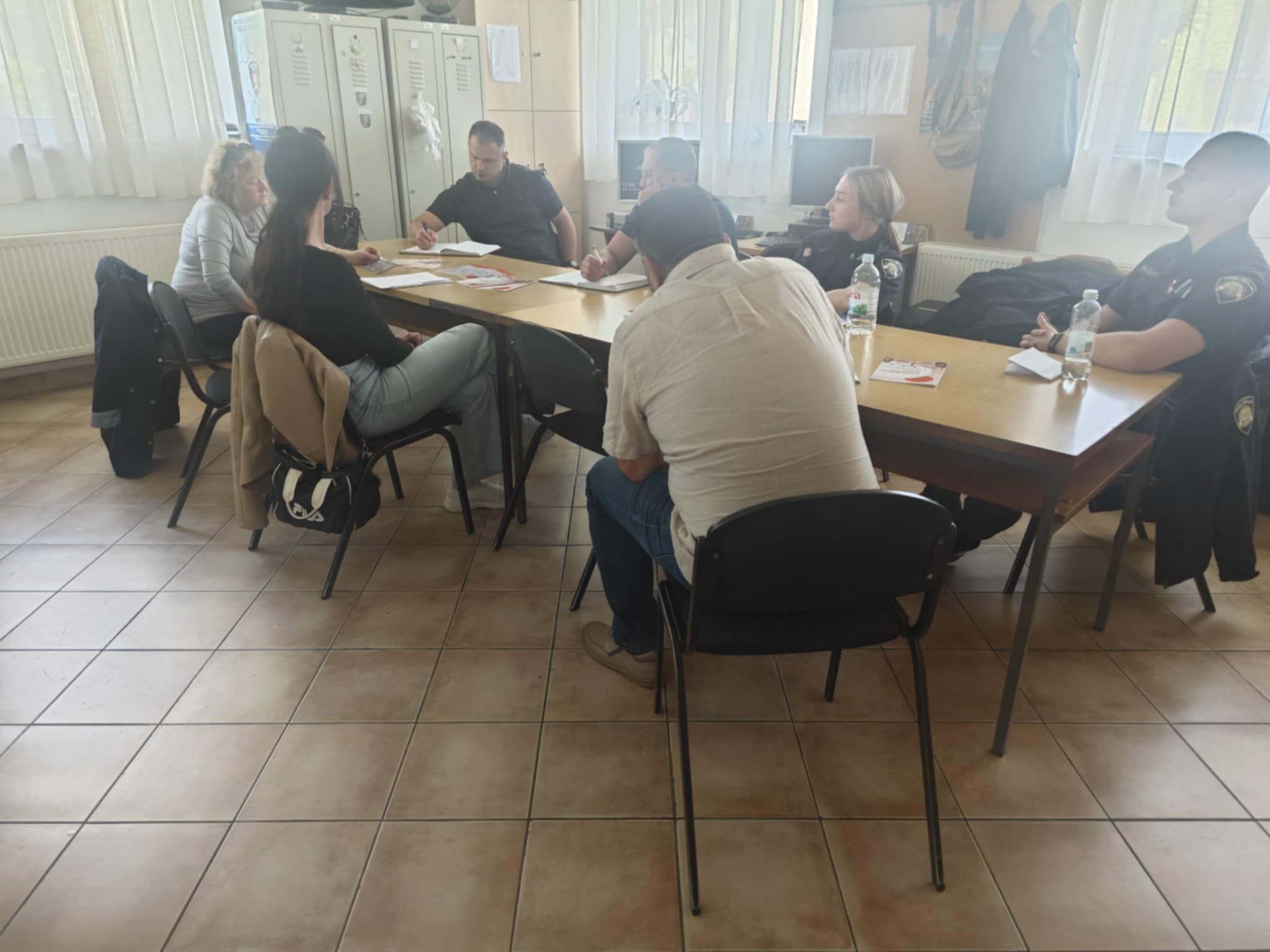 1fc427fe-c21b-4906-92b7-be196c4896d2